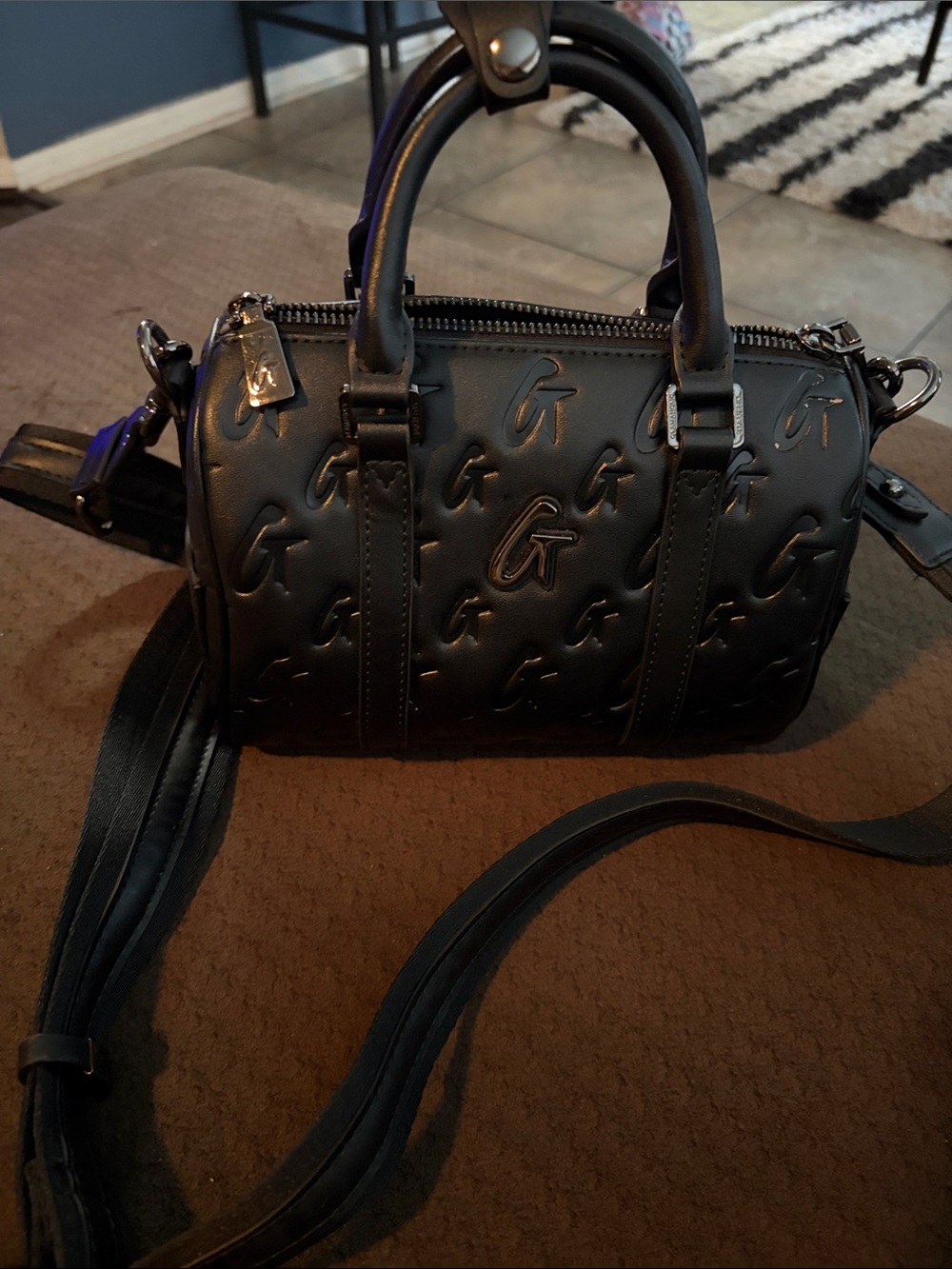Glamaholic Lifestyle Mini Boston Bag - Picture 7 of 9
